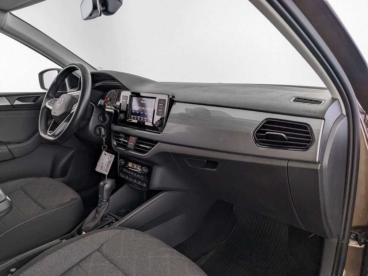 Купить Volkswagen Polo с пробегом. Фото: #8