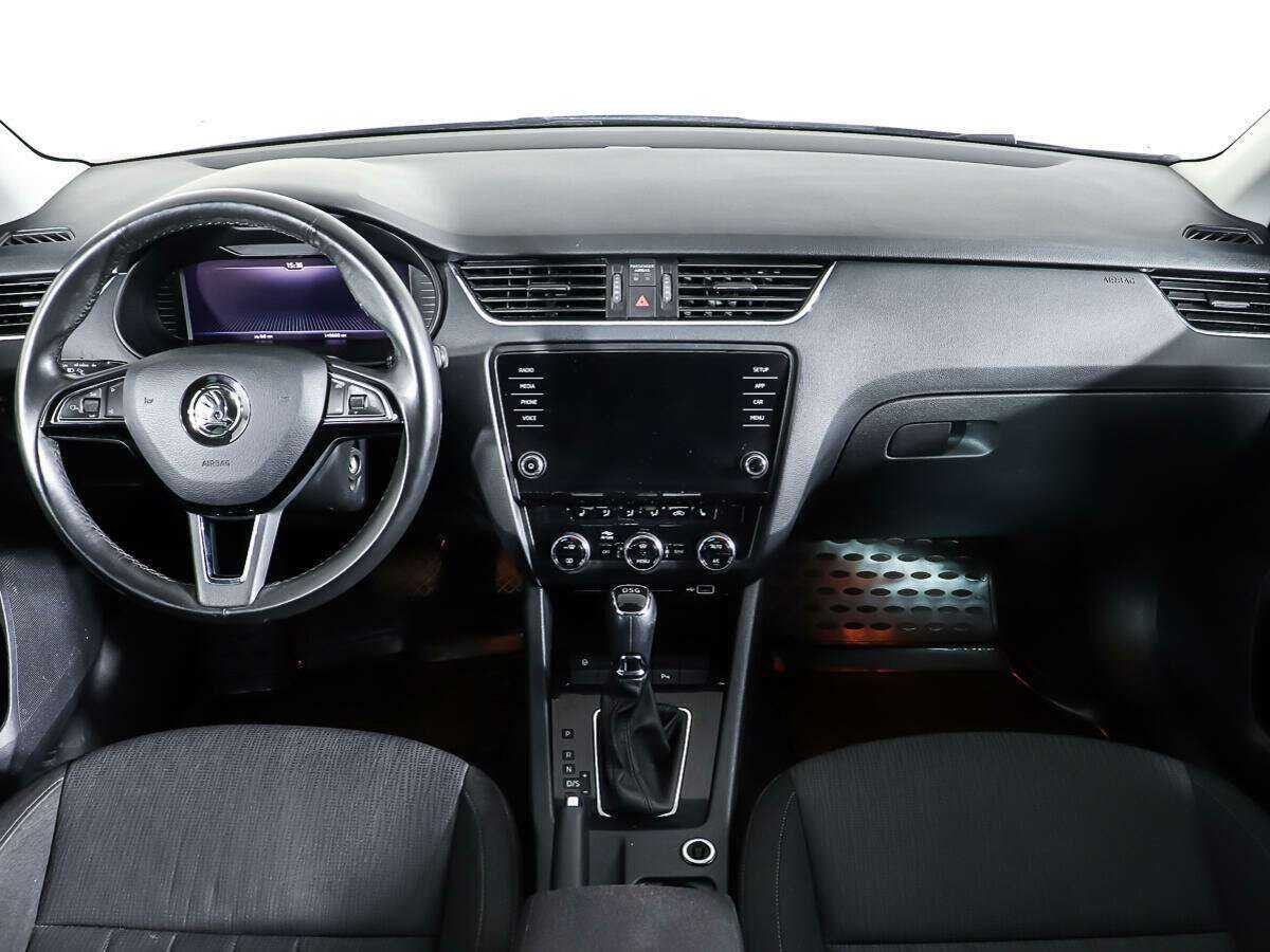 Купить Skoda Octavia с пробегом. Фото: #11