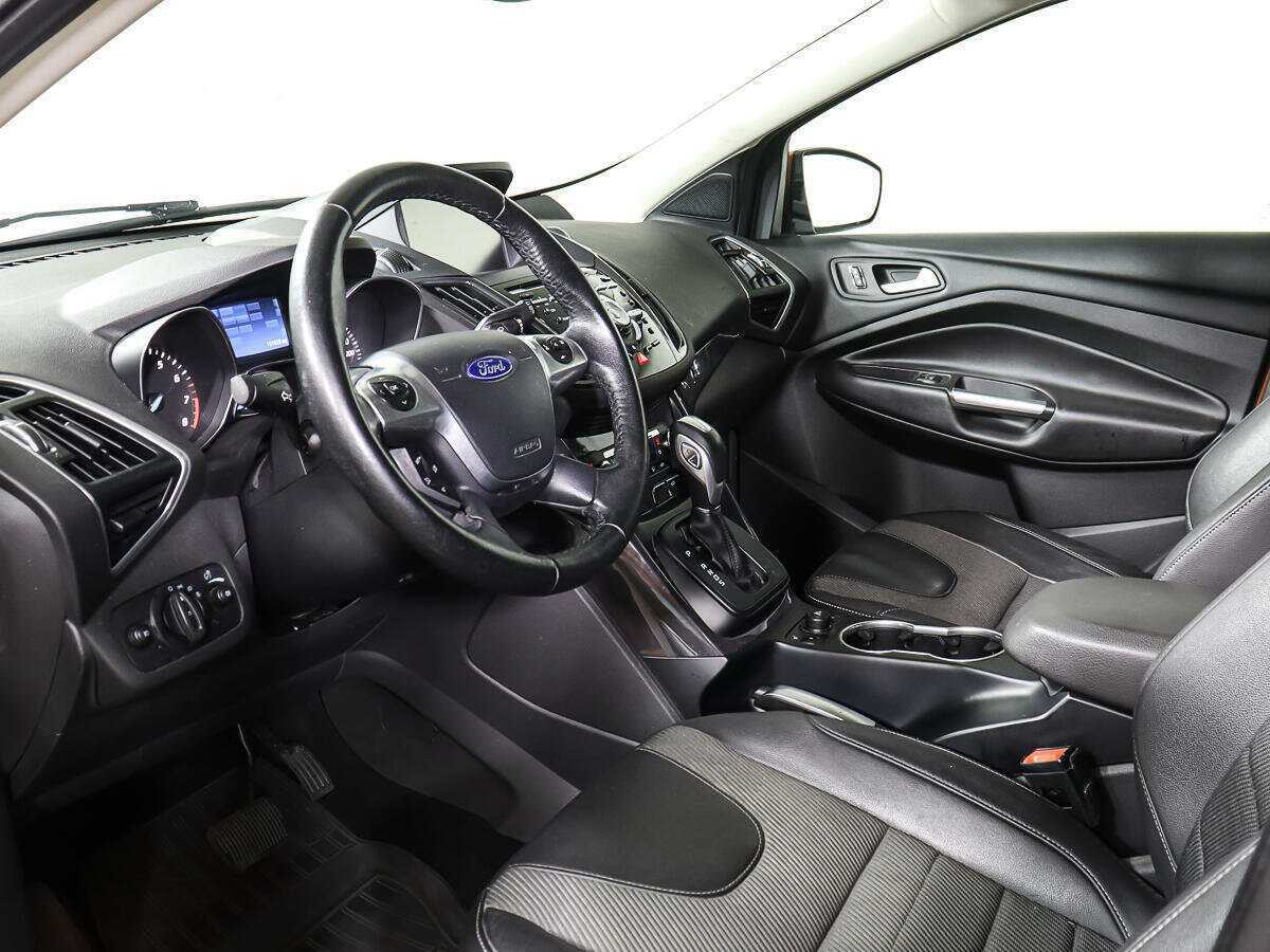 Купить Ford Kuga с пробегом. Фото: #12
