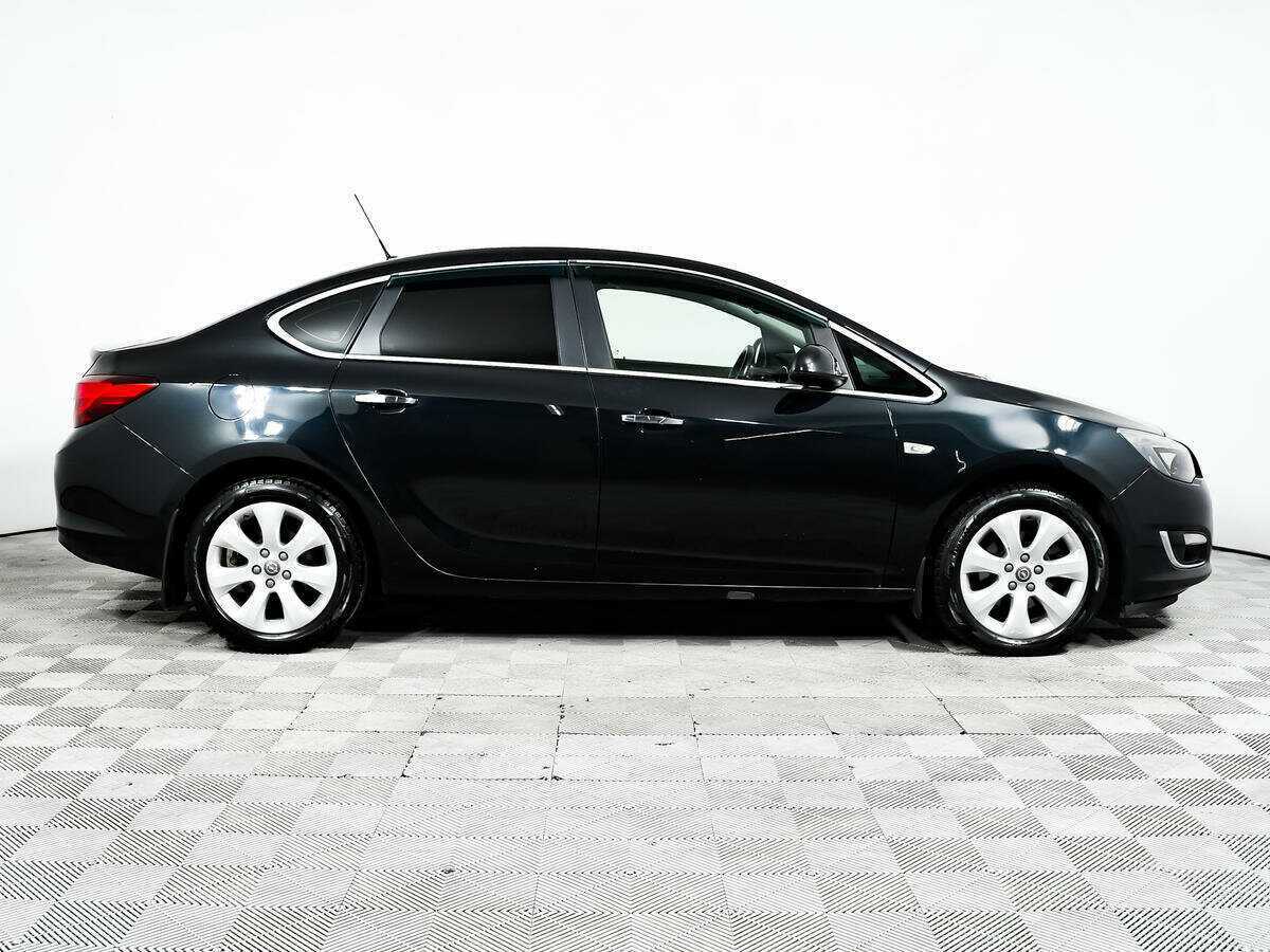 Купить Opel Astra с пробегом. Фото: #3