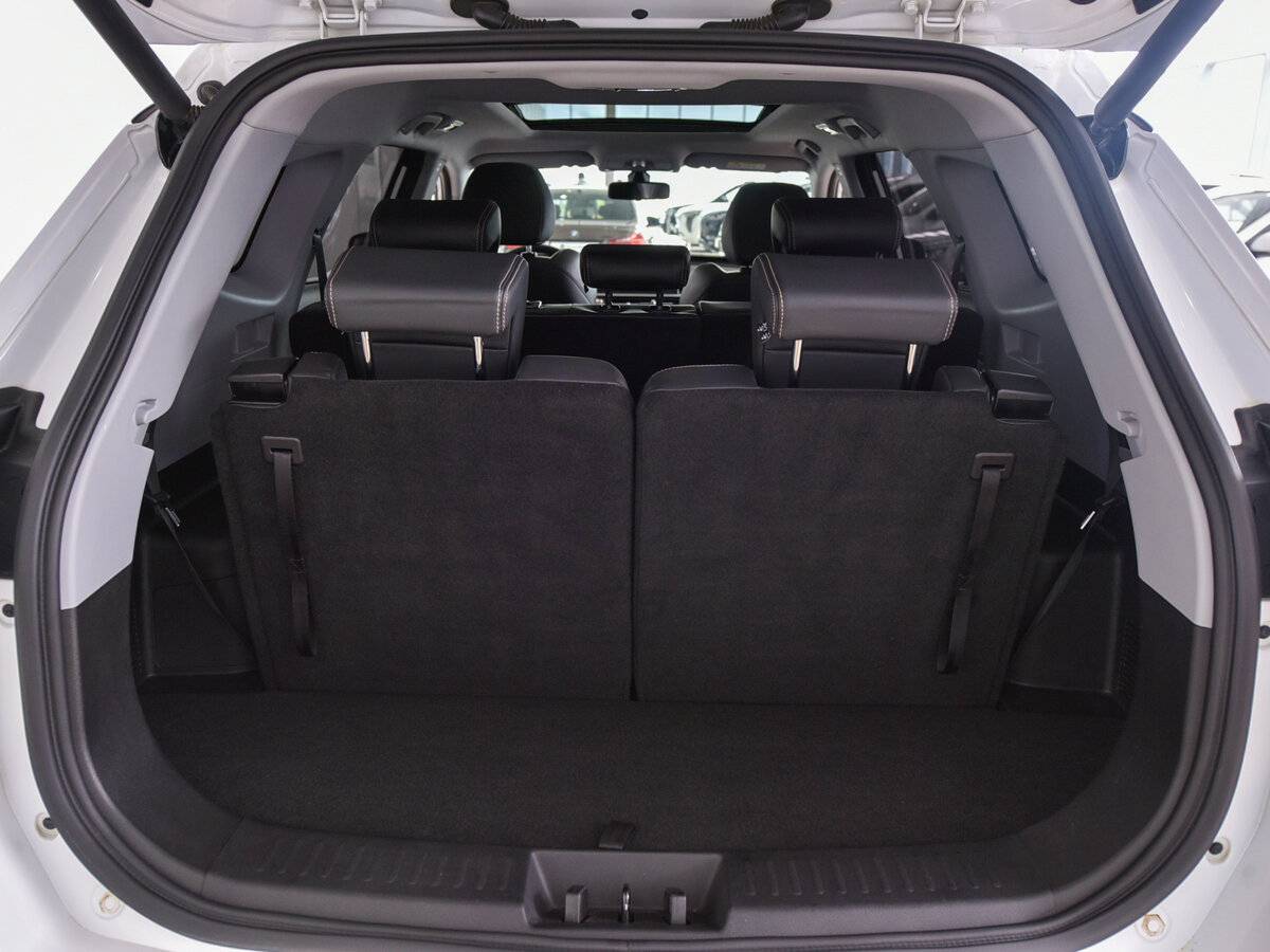 Купить Chery Tiggo 8 с пробегом. Фото: #14