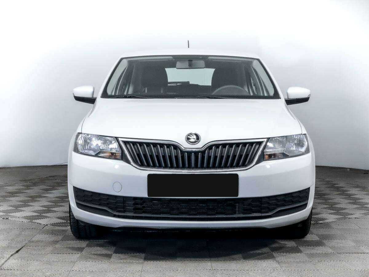 Купить Skoda Rapid с пробегом. Фото: #1