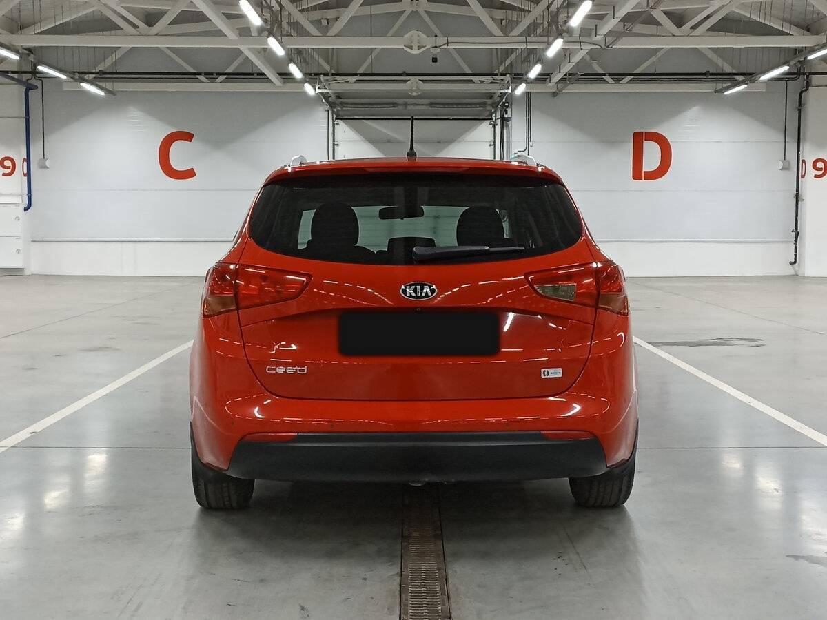 Купить Kia Ceed с пробегом. Фото: #5