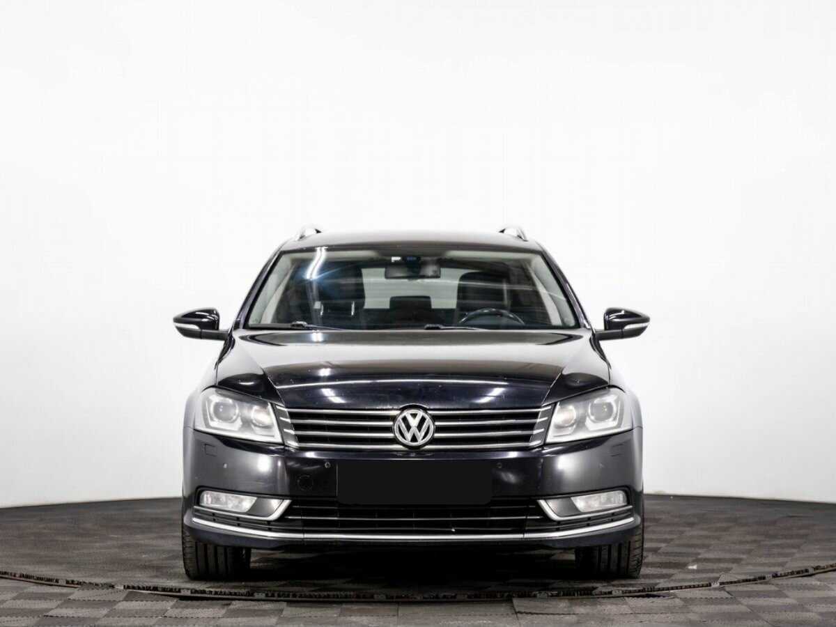 Купить Volkswagen Passat с пробегом. Фото: #1