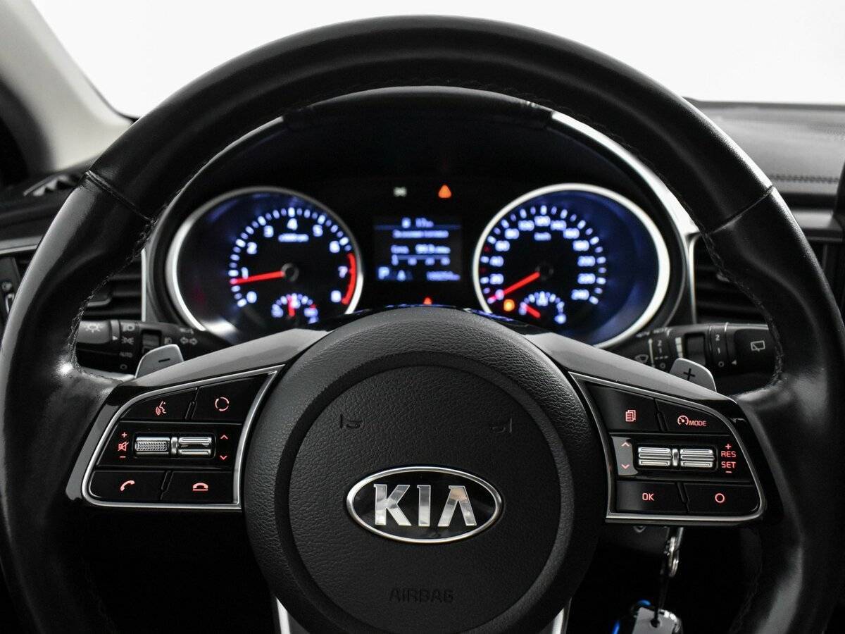 Купить Kia Ceed с пробегом. Фото: #17