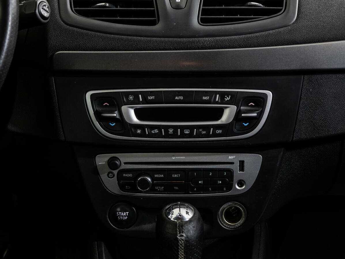 Купить Renault Megane с пробегом. Фото: #12