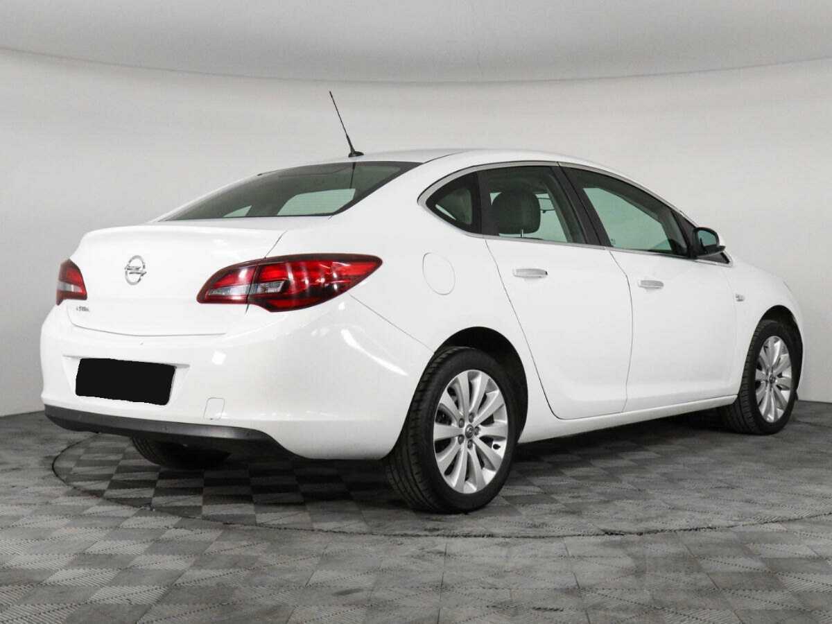 Купить Opel Astra с пробегом. Фото: #4