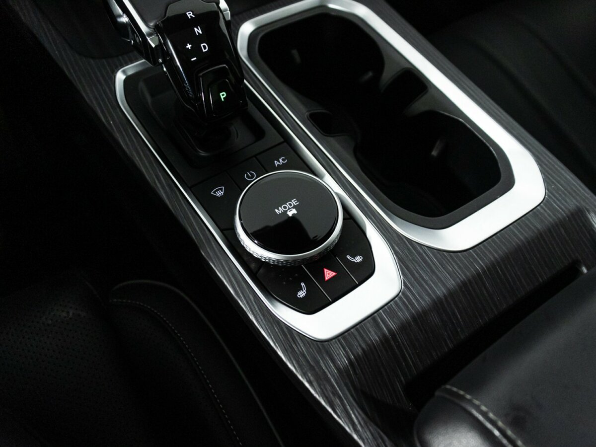 Купить Jaecoo J7 с пробегом. Фото: #18