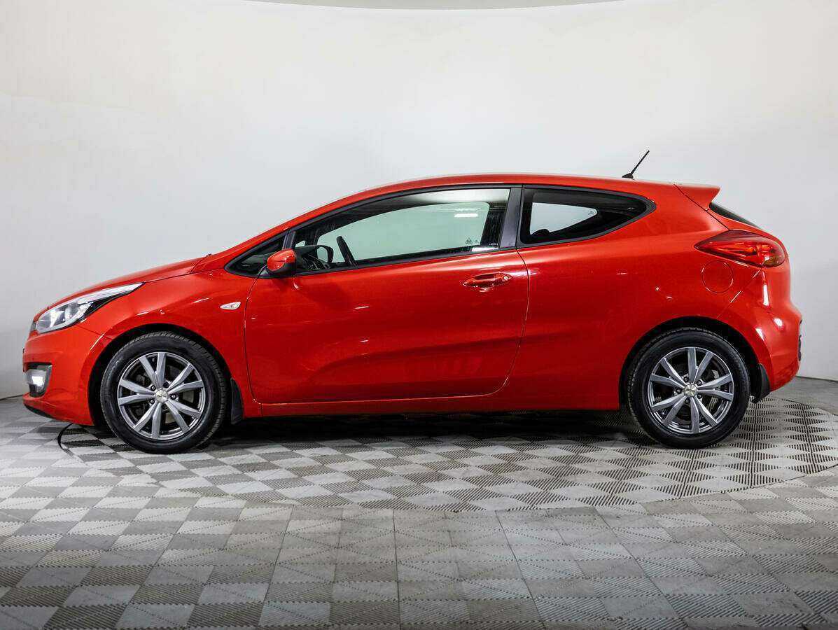 Купить Kia Ceed с пробегом. Фото: #7