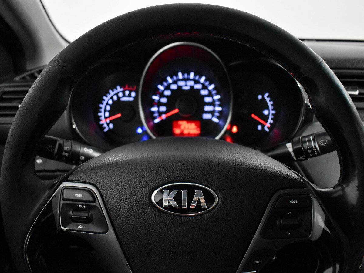 Купить Kia Rio с пробегом. Фото: #15
