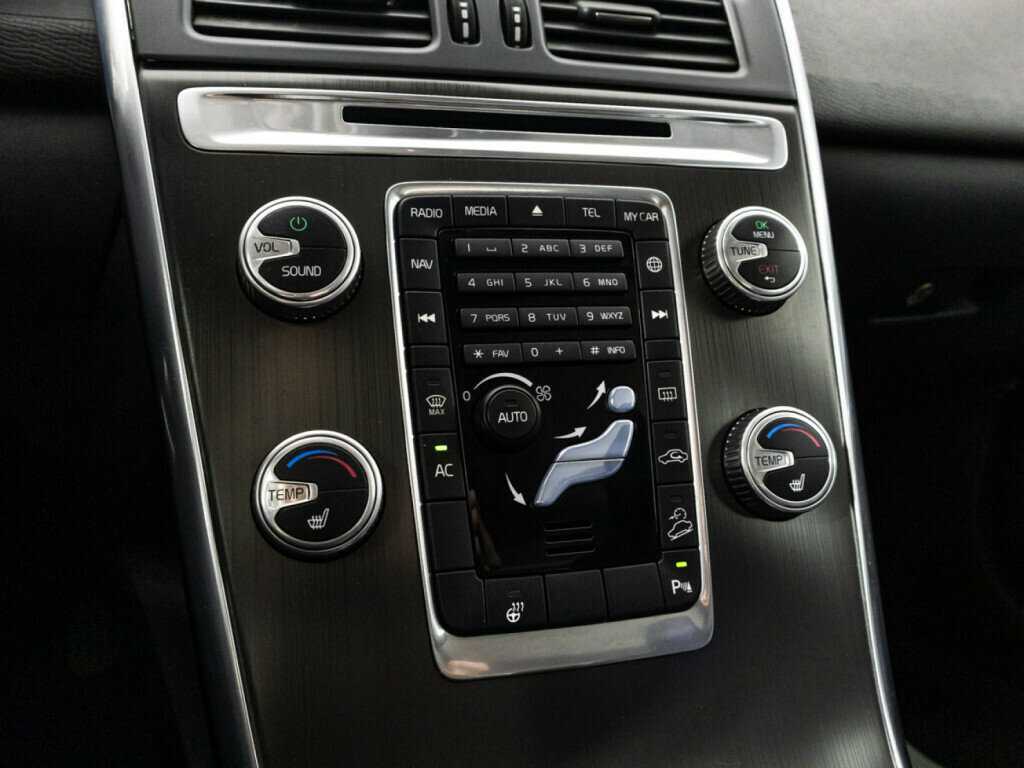 Купить Volvo XC60 с пробегом. Фото: #15