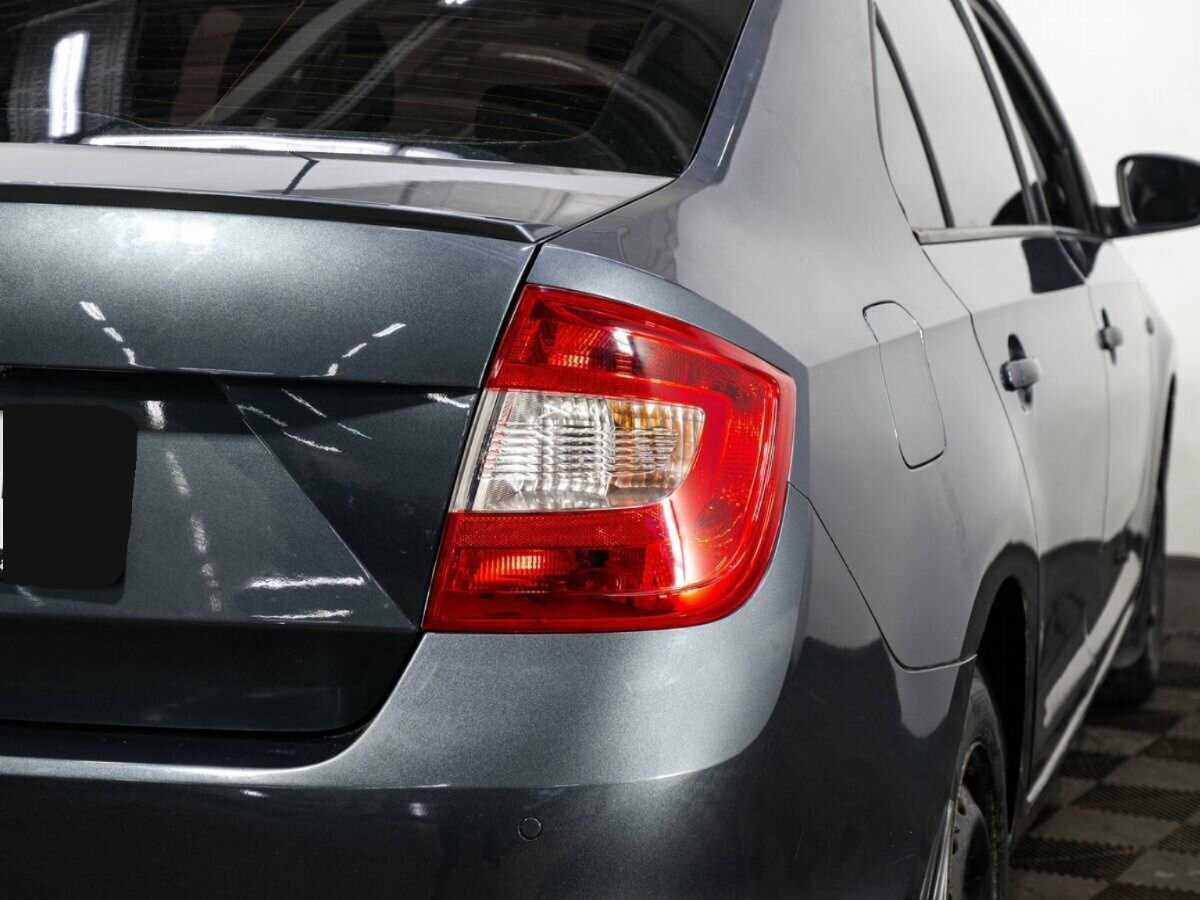 Купить Skoda Rapid с пробегом. Фото: #6