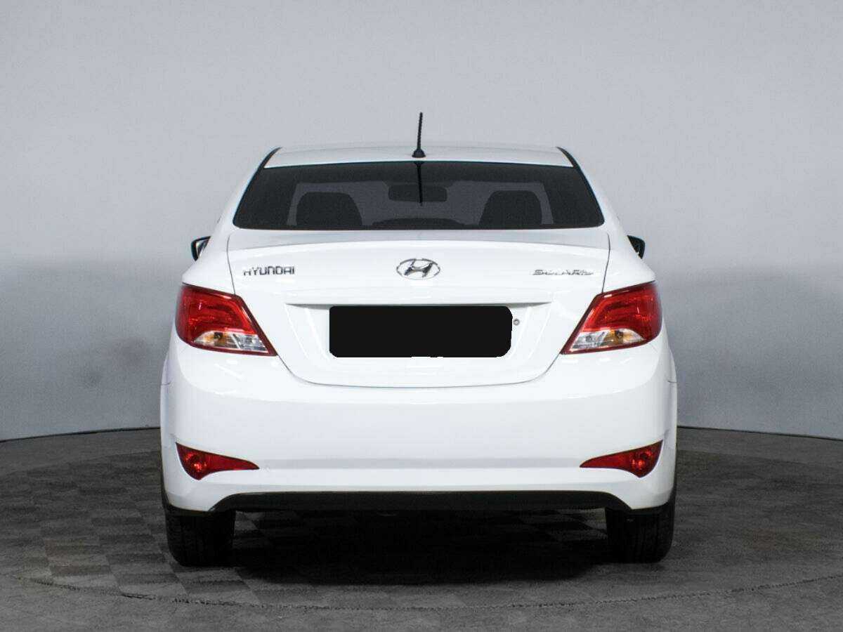 Купить Hyundai Solaris с пробегом. Фото: #5
