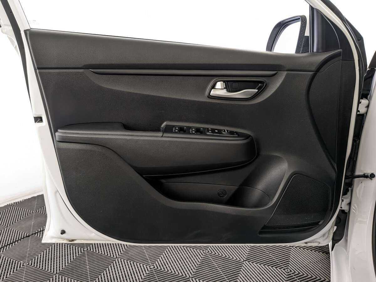 Купить Kia Rio с пробегом. Фото: #14