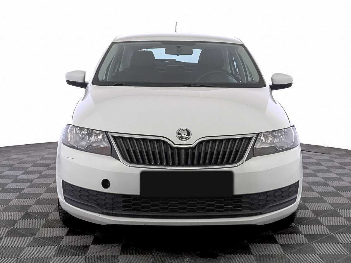 Купить Skoda Rapid с пробегом. Фото: #1