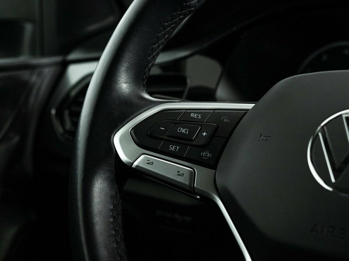 Купить Volkswagen Polo с пробегом. Фото: #18