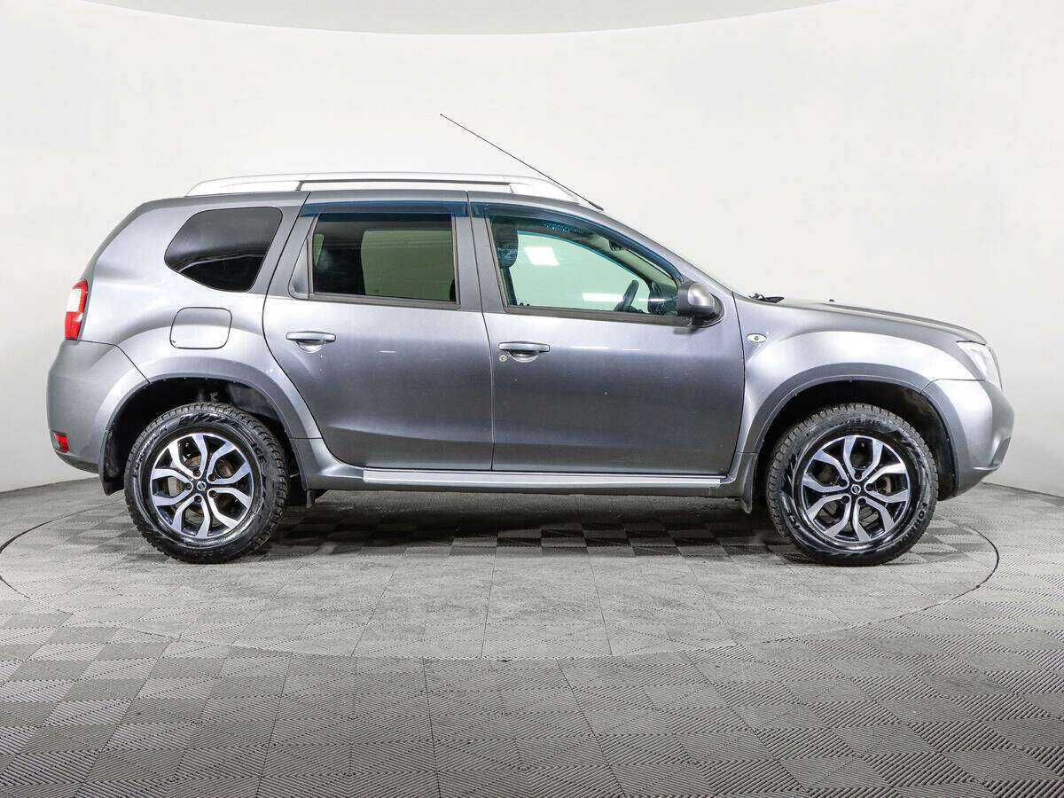 Купить Nissan Terrano с пробегом. Фото: #3