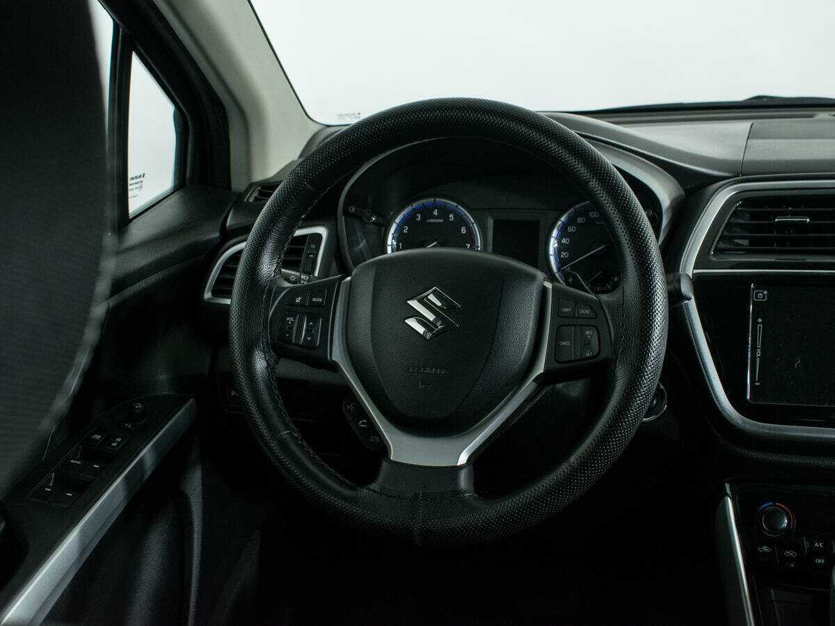 Купить Suzuki SX4 с пробегом. Фото: #13