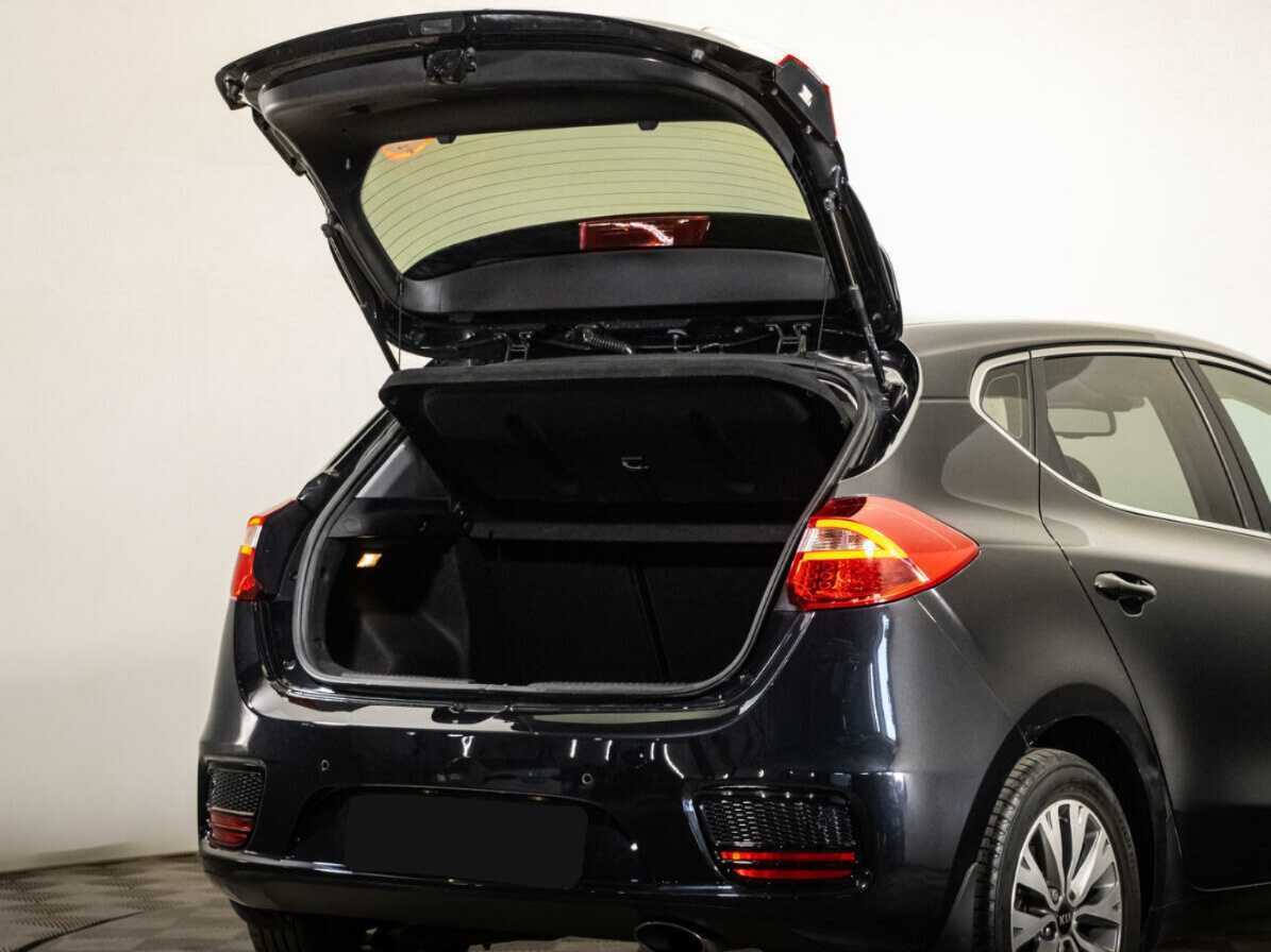 Купить Kia Ceed с пробегом. Фото: #23