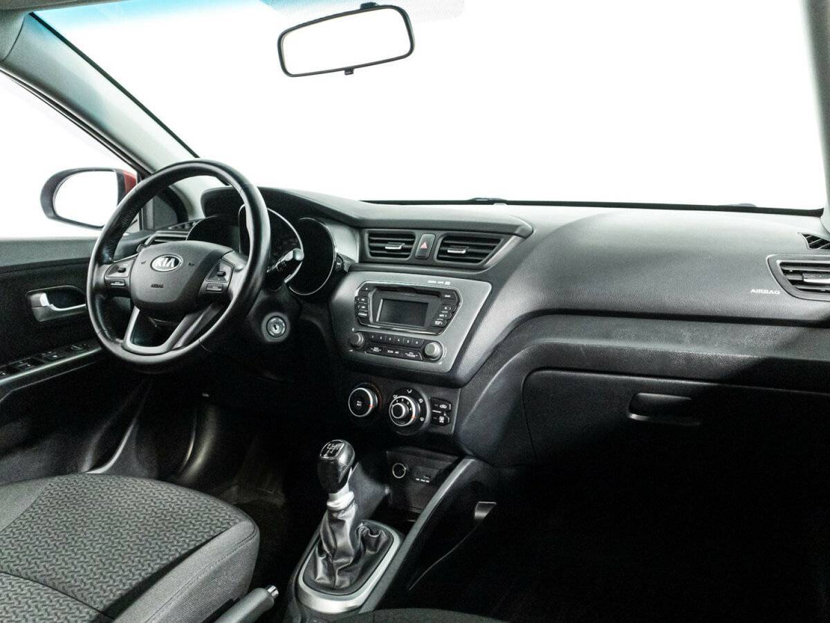 Купить Kia Rio с пробегом. Фото: #8