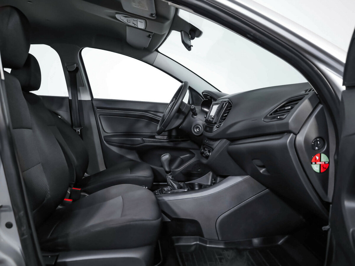 Купить Lada (ВАЗ) Vesta с пробегом. Фото: #17