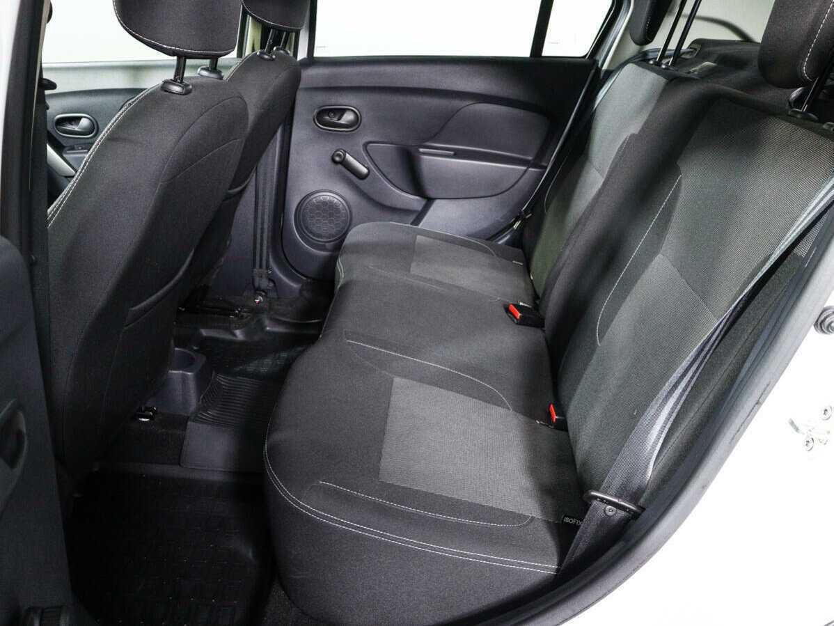 Купить Renault Logan с пробегом. Фото: #7