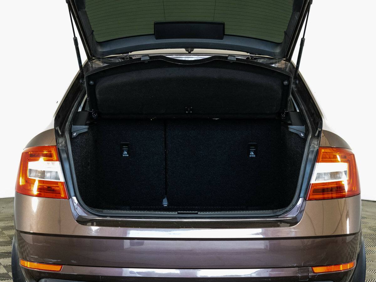 Купить Skoda Octavia с пробегом. Фото: #17