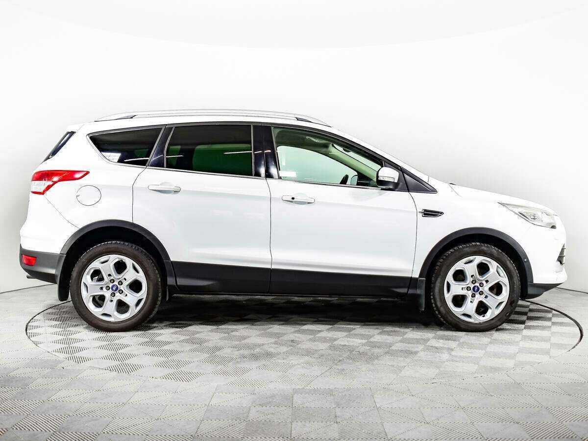 Купить Ford Kuga с пробегом. Фото: #3