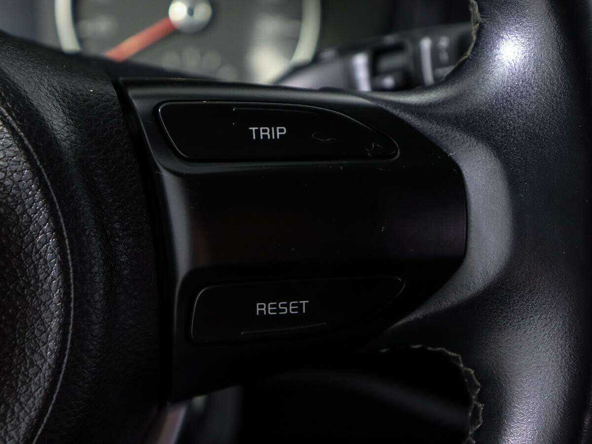 Купить Kia Rio с пробегом. Фото: #17