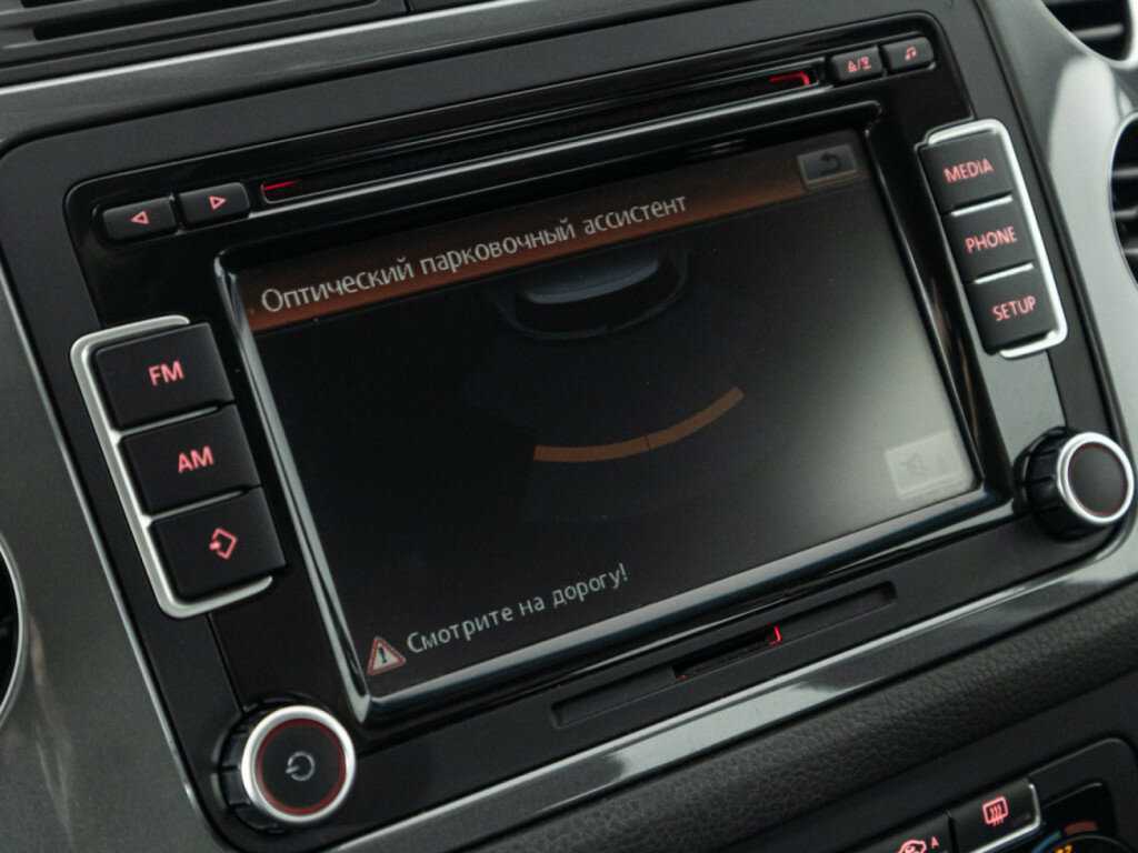 Купить Volkswagen Tiguan с пробегом. Фото: #15