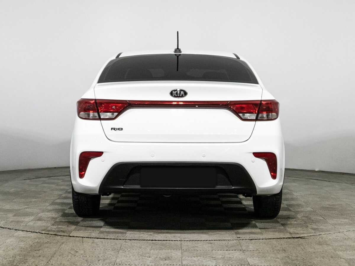 Купить Kia Rio с пробегом. Фото: #5