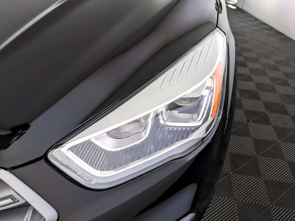 Купить Ford Kuga с пробегом. Фото: #16