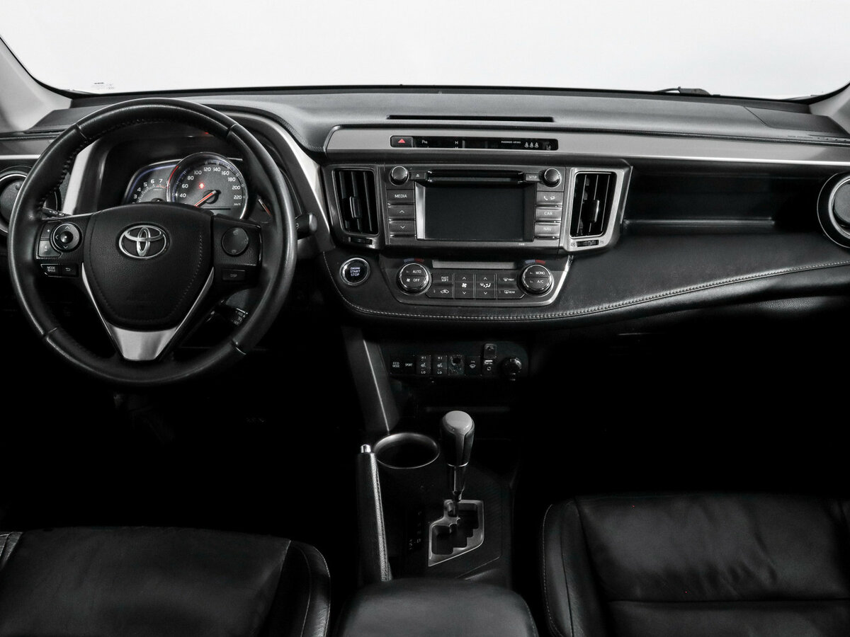 Купить Toyota RAV4 с пробегом. Фото: #11
