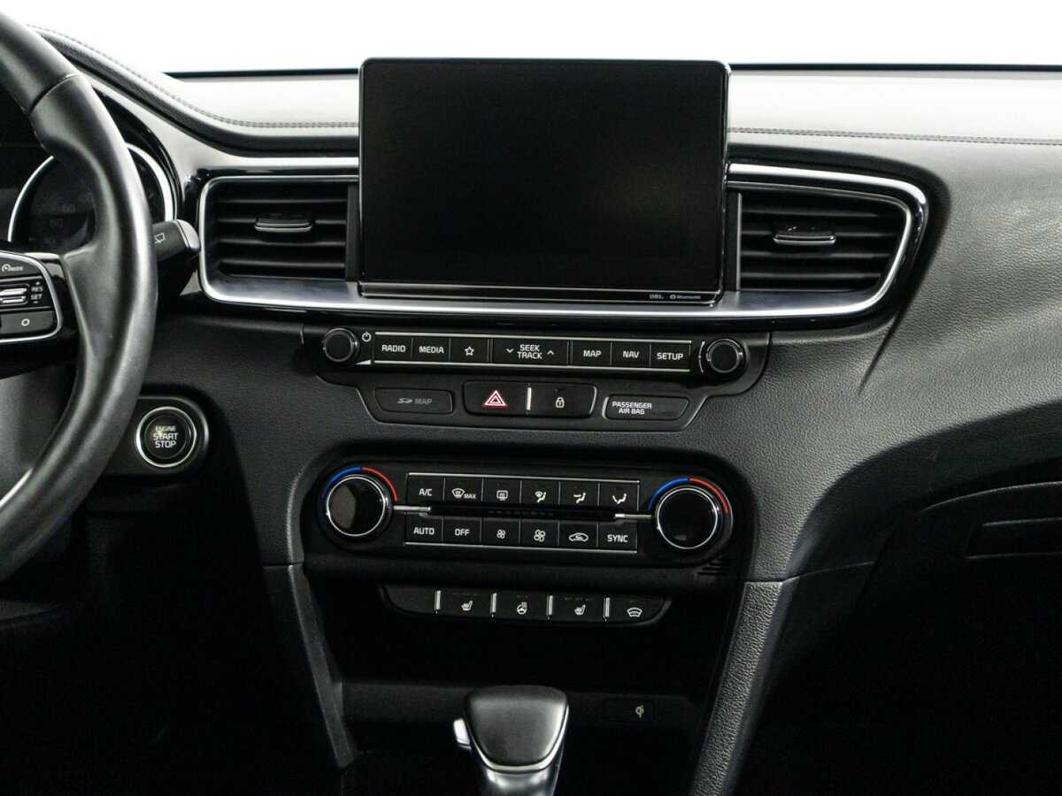 Купить Kia Ceed с пробегом. Фото: #10