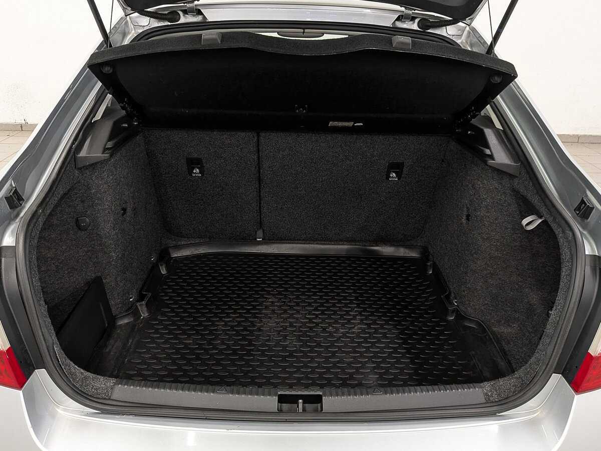 Купить Skoda Octavia с пробегом. Фото: #9