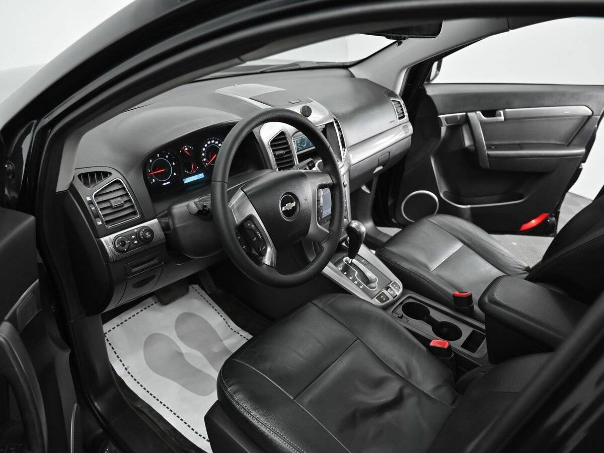 Купить Chevrolet Captiva с пробегом. Фото: #7