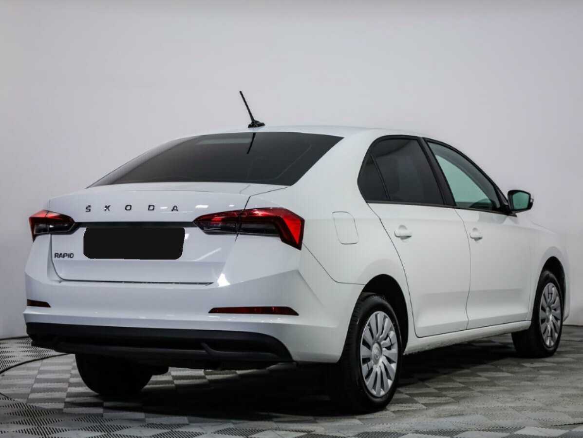 Купить Skoda Rapid с пробегом. Фото: #3