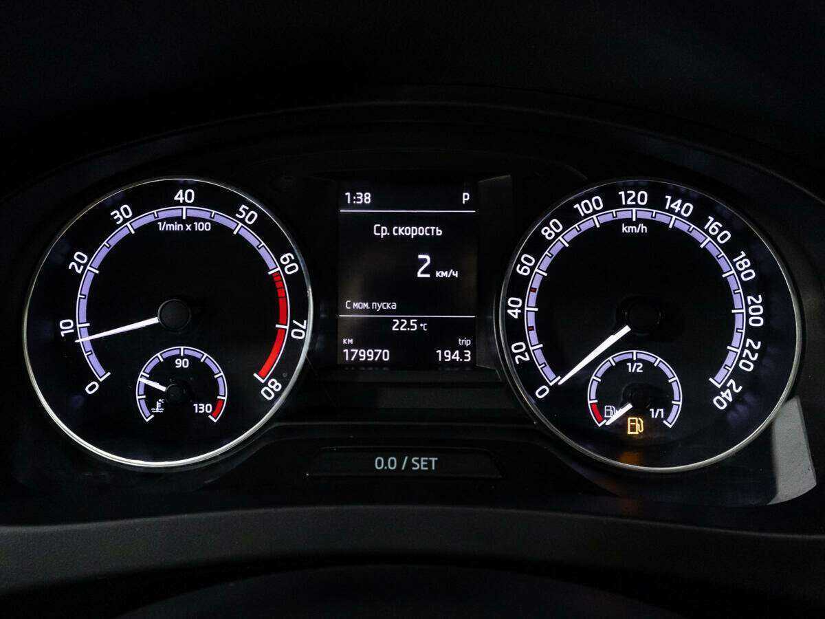 Купить Skoda Rapid с пробегом. Фото: #11