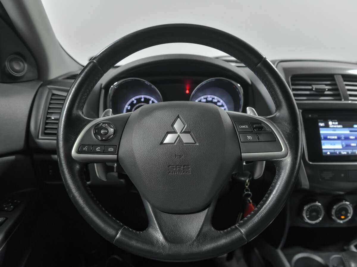Купить Mitsubishi ASX с пробегом. Фото: #8