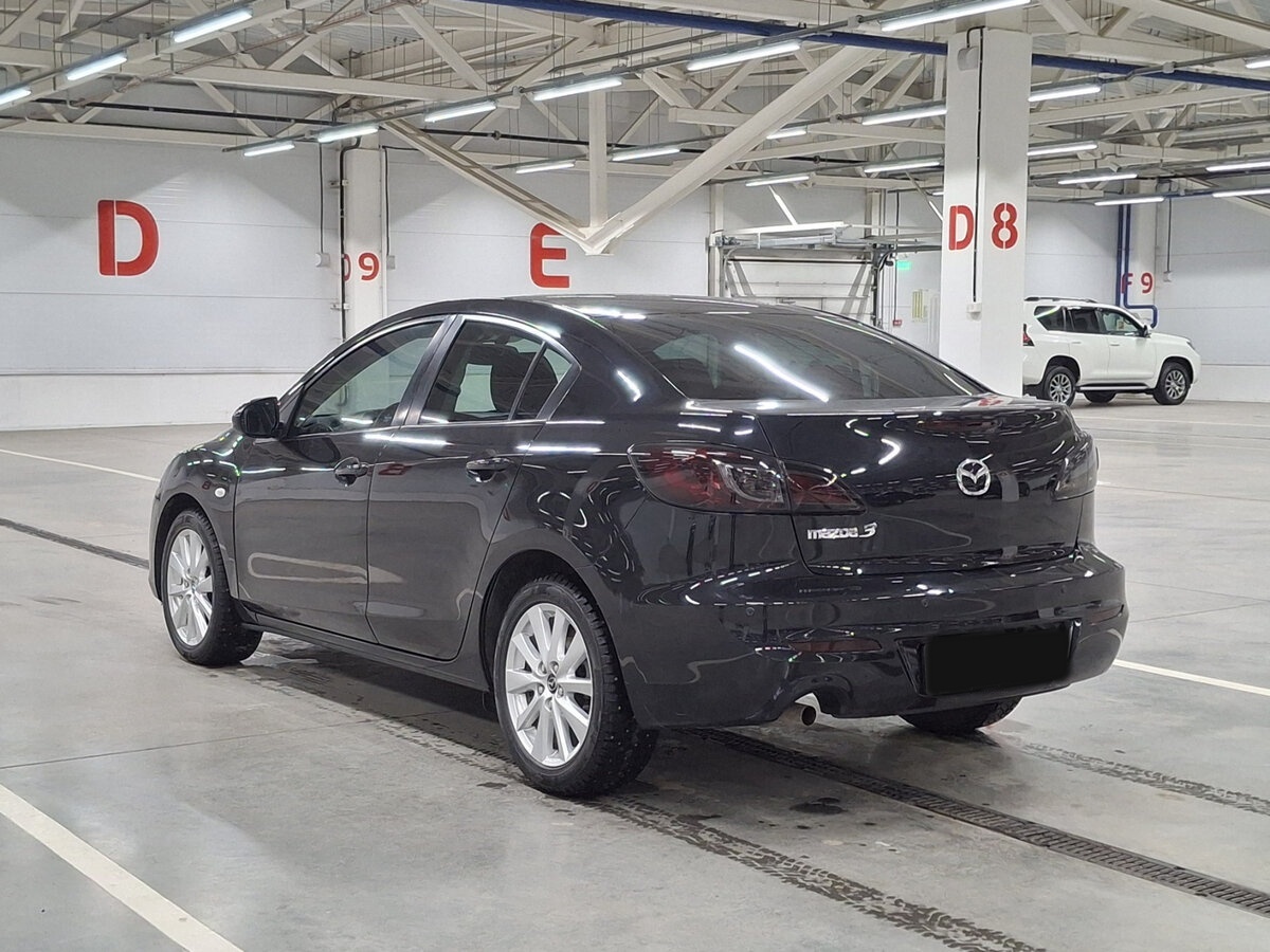 Купить Mazda 3 с пробегом. Фото: #6