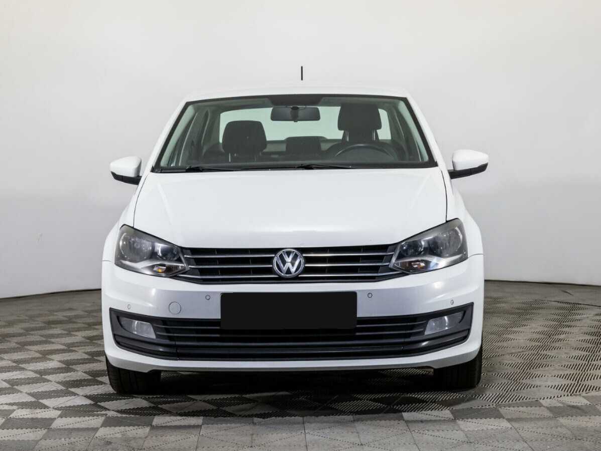 Купить Volkswagen Polo с пробегом. Фото: #1
