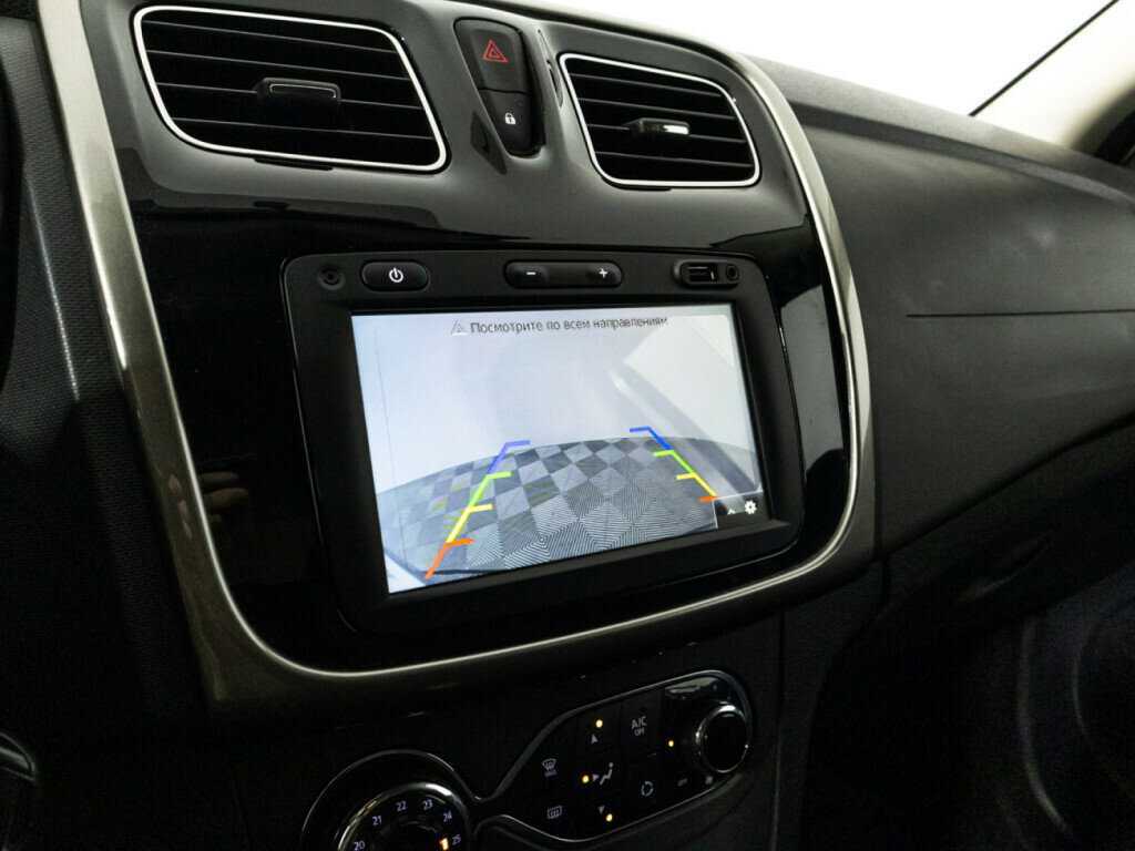 Купить Renault Logan с пробегом. Фото: #14