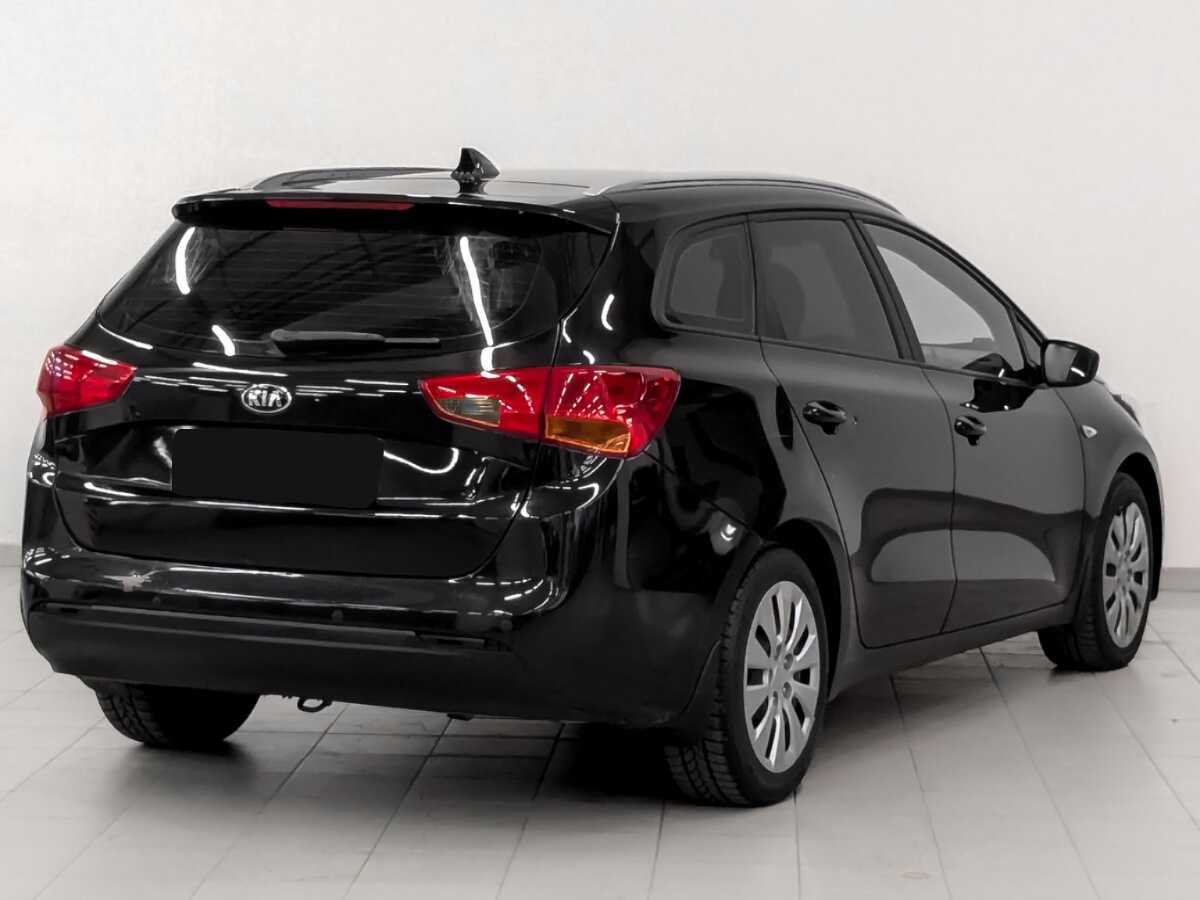 Купить Kia Ceed с пробегом. Фото: #4