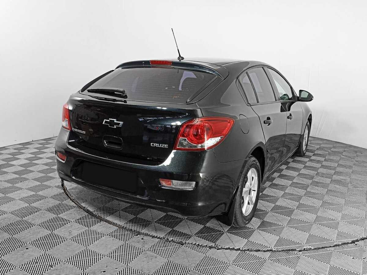 Купить Chevrolet Cruze с пробегом. Фото: #3