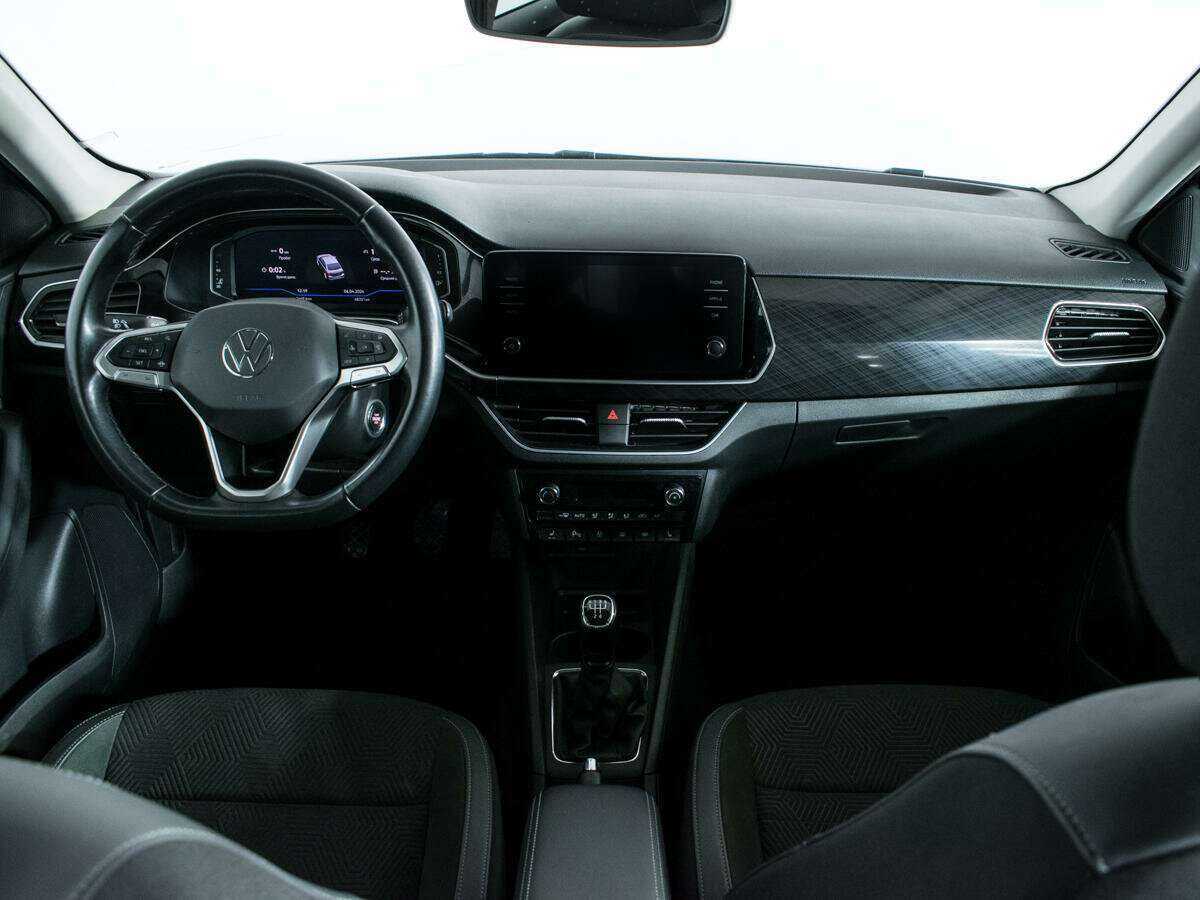Купить Volkswagen Polo с пробегом. Фото: #11