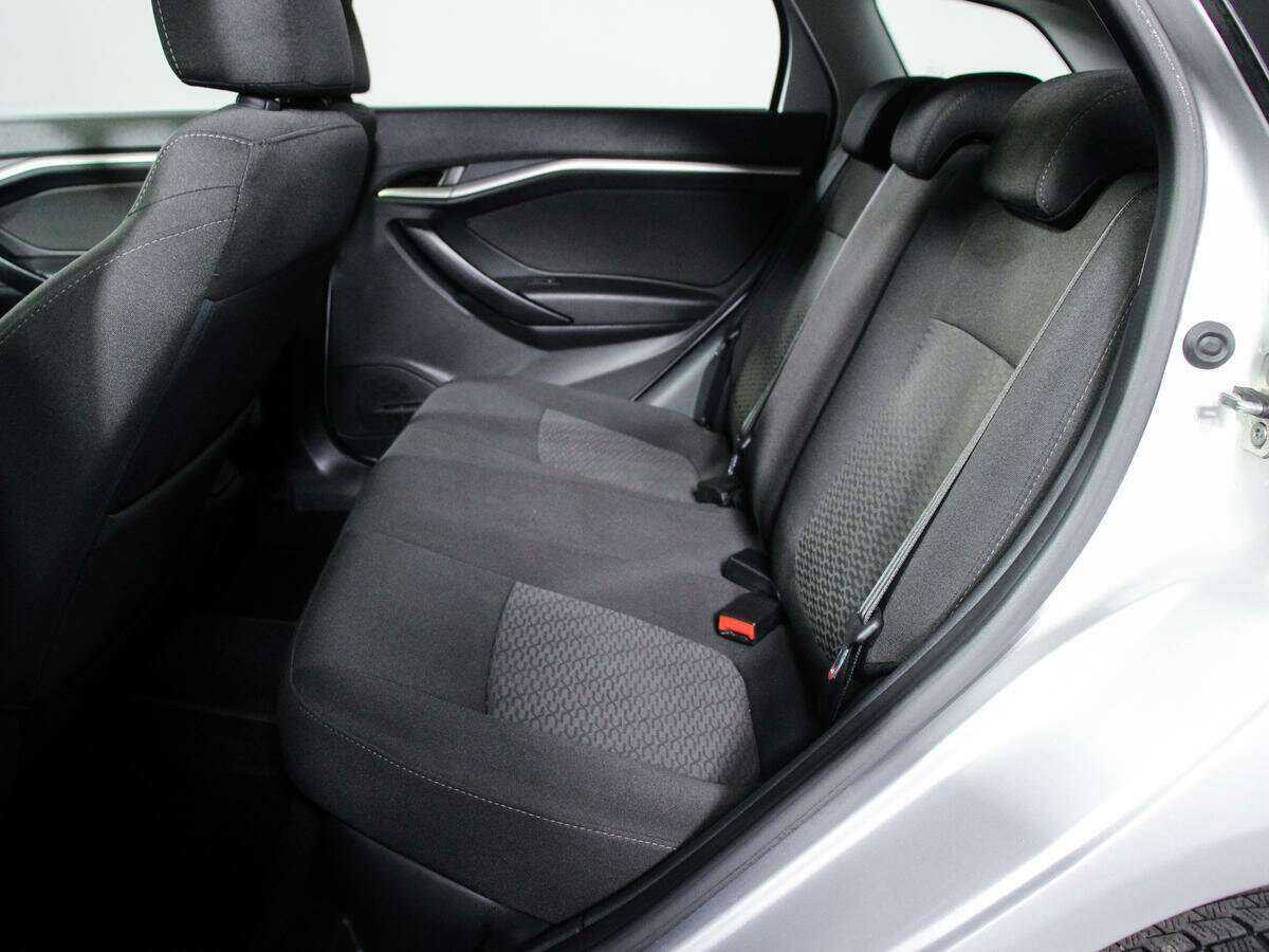 Купить Lada (ВАЗ) Vesta с пробегом. Фото: #6