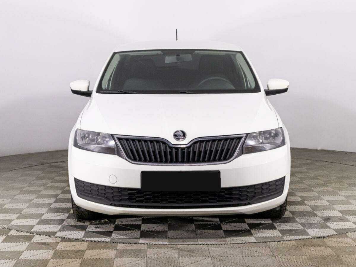 Купить Skoda Rapid с пробегом. Фото: #1