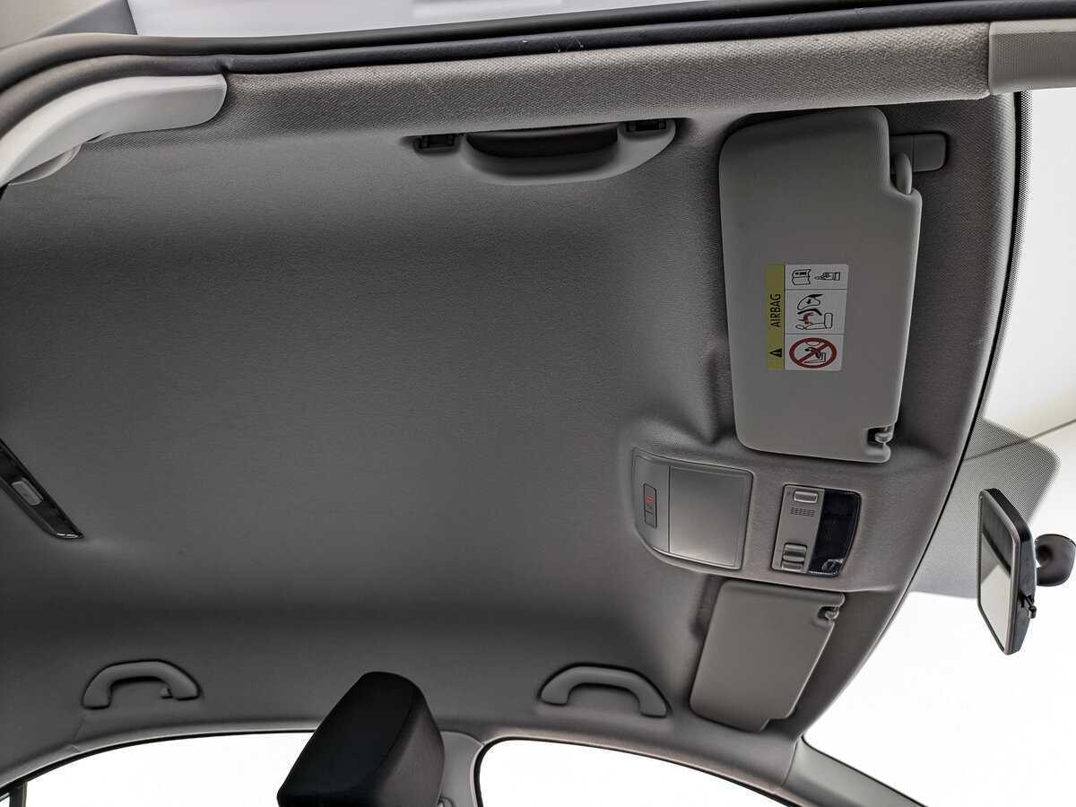 Купить Skoda Rapid с пробегом. Фото: #18