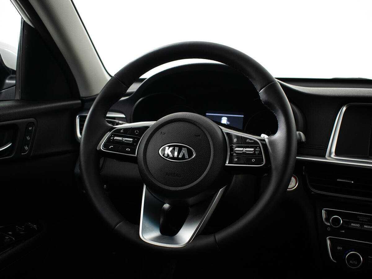 Купить Kia Optima с пробегом. Фото: #12