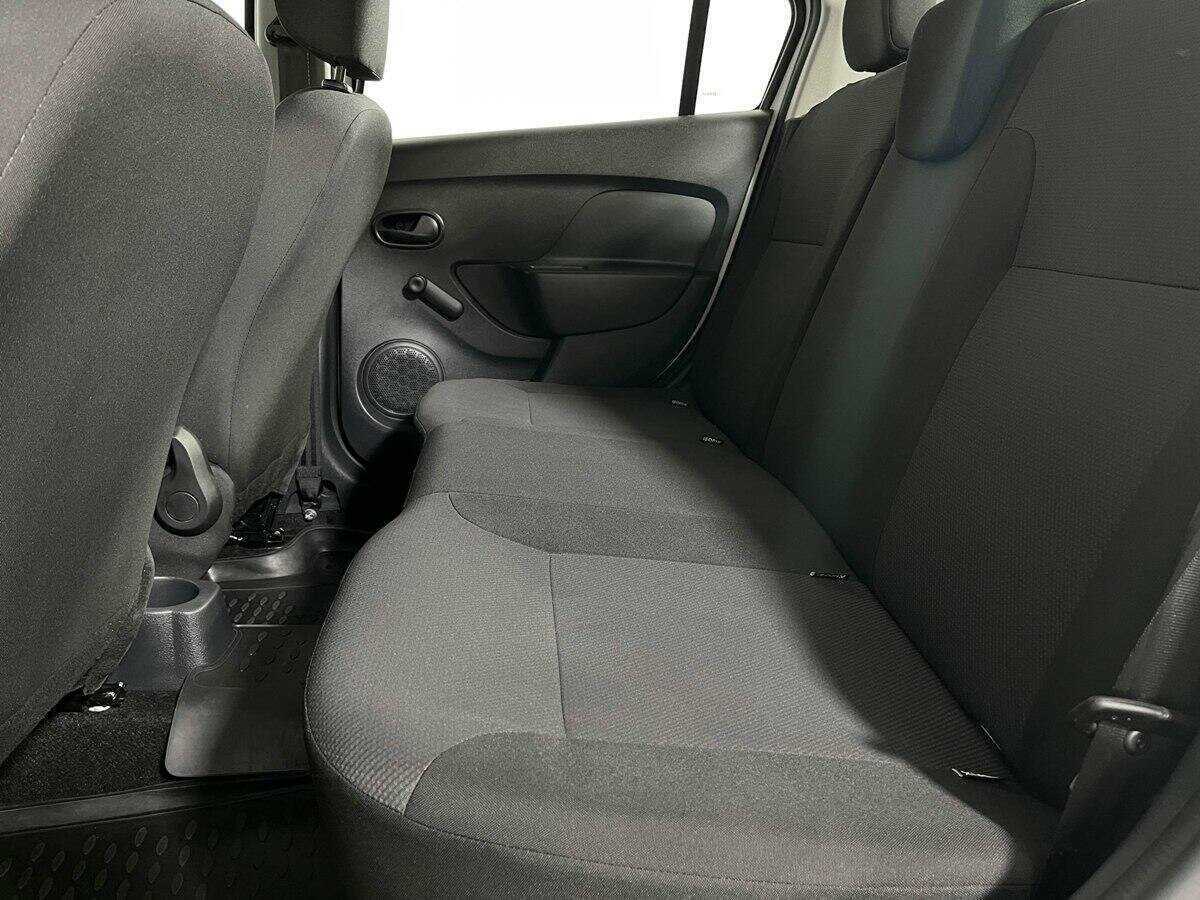 Купить Renault Logan с пробегом. Фото: #8